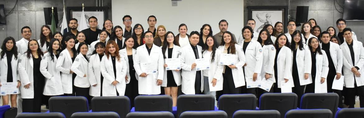 Entrega de Constancias de Estancias de Invierno y Clubes de Medicina Humana UAZ